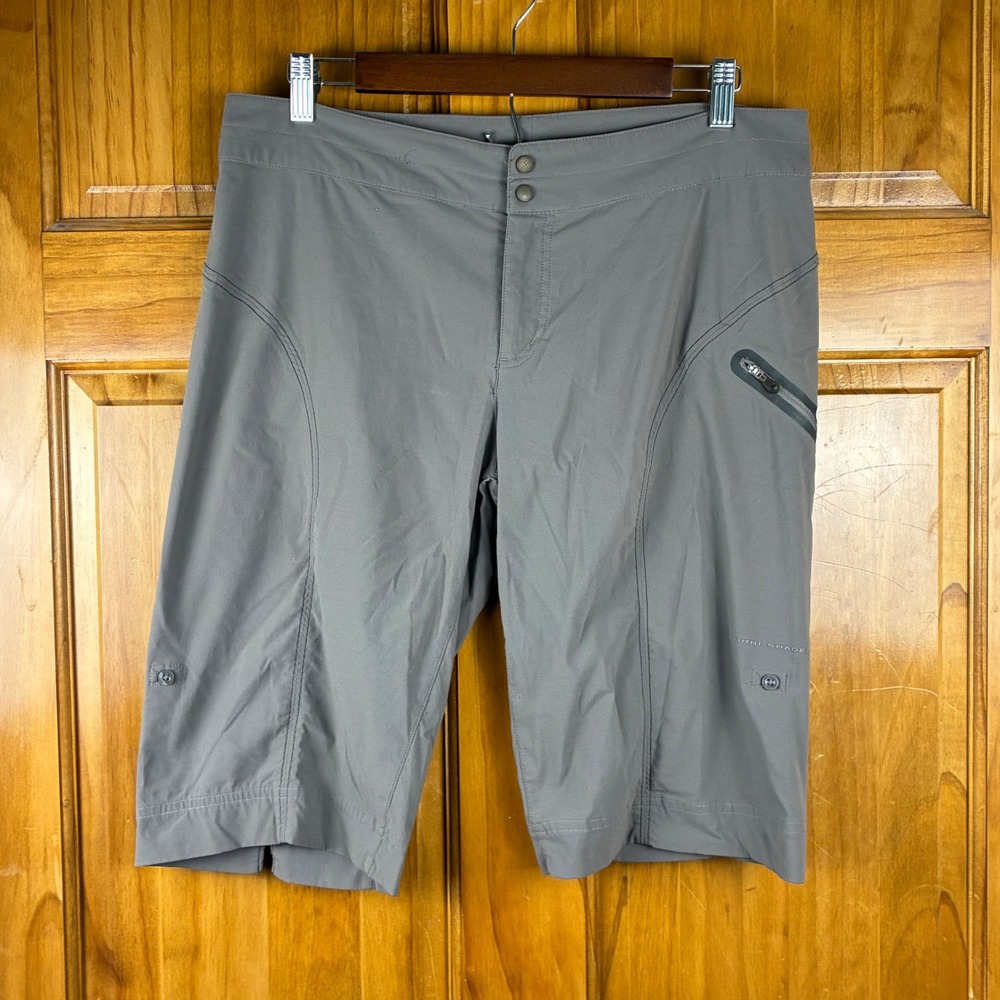Columbia Titanium Gray Hiking Shorts Womens 10 Omni-Shade Roll Up Cargo Gorpcore
